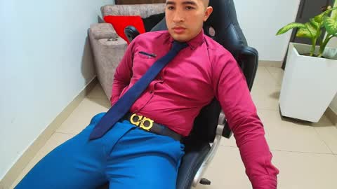 Snapshot of sebastian_oconnor77 chatting on 03-03-25, 06:44 juan sebastian online show from 03-03-25, 06:44