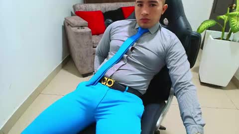 Snapshot of sebastian_oconnor77 chatting on 03-07-25, 12:34 juan sebastian online show from 03-07-25, 12:34