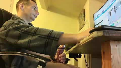 sebastianspalding450 online show from 10-13-25, 08:58