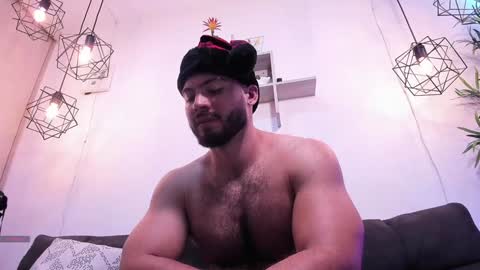 Snapshot of sebastianvilla__ chatting on 12-07-24, 04:36 Instagram jeanpaulfit online show from 12-07-24, 04:36