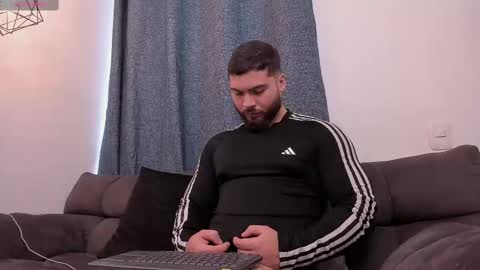 Instagram jeanpaulfit  online show from 09-30-25, 09:42