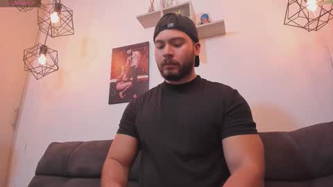 Instagram jeanpaulfit  online show from 02-09-26, 11:31