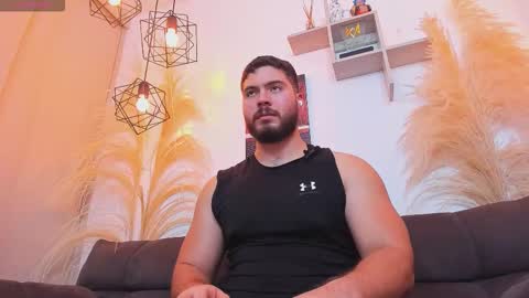 Instagram jeanpaulfit  online show from 03-04-26, 10:05