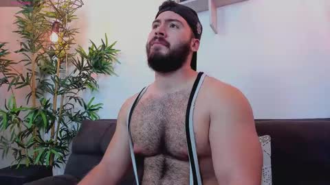 Instagram jeanpaulfit  online show from 04-30-26, 08:37