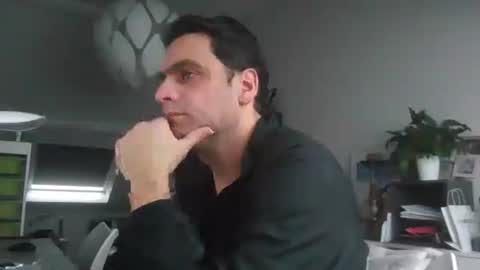 Snapshot of sebix9206 chatting on 02-19-26, 08:10 sebix9206 online show from 02-19-26, 08:10