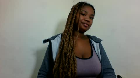 Snapshot of secil3274 chatting on 06-14-26, 02:30 secil3274 online show from 06-14-26, 02:30