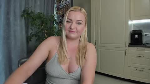 Snapshot of secr3tmistress chatting on 03-01-26, 12:40 Ame online show from 03-01-26, 12:40