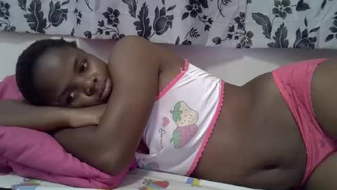 cruce online show from 10-28-25, 06:32