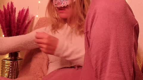 Snapshot of secretanni chatting on 12-26-24, 04:21 Anni online show from 12-26-24, 04:21