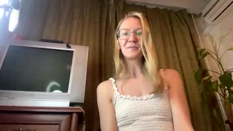 secretcandy222 online show from 01-12-25, 09:08