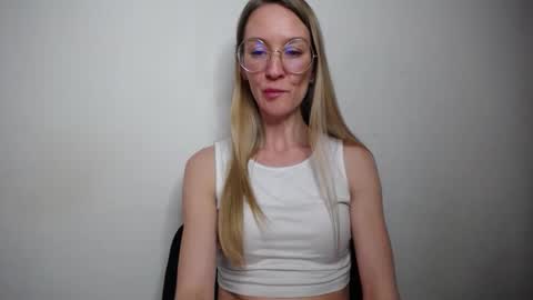 secretcandy222 online show from 02-11-26, 12:32