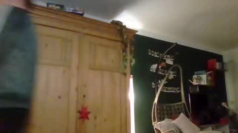 Simon online show from 03-08-25, 06:47