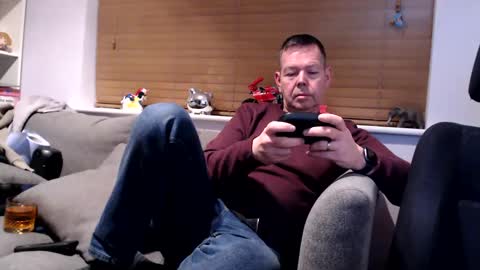 Snapshot of secretfun69uk chatting on 02-15-25, 10:21 BJ online show from 02-15-25, 10:21