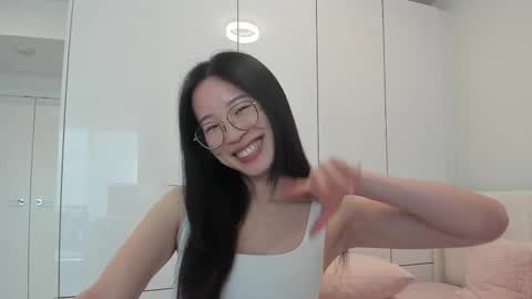 Angela online show from 12-20-25, 10:39