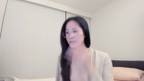 Angela online show from 02-06-26, 05:45