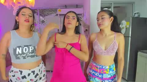 NIKOL online show from 09-24-25, 09:51