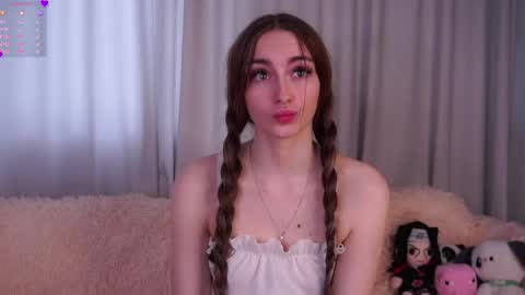 Lily online show from 05-19-26, 03:35