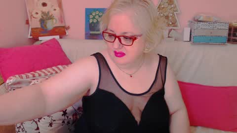 Snapshot of secretloverbbw chatting on 12-11-24, 07:57 Alice online show from 12-11-24, 07:57