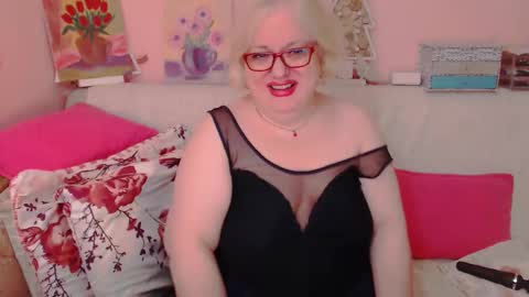 Snapshot of secretloverbbw chatting on 10-01-25, 07:09 Alice online show from 10-01-25, 07:09