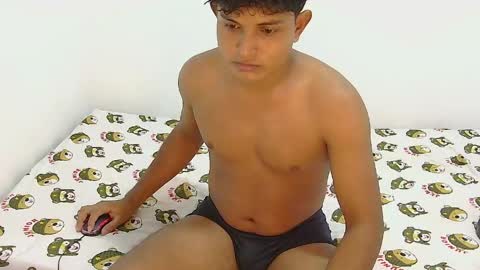 Samu  Antonella 24 - 19 online show from 05-23-26, 11:14