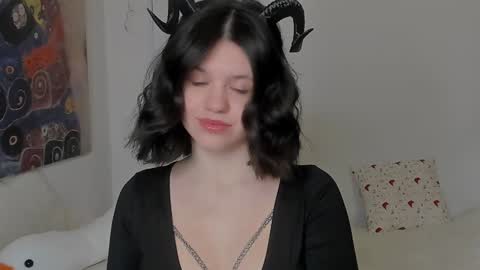 Snapshot of secretqueen_x chatting on 02-01-25, 04:46 Anna online show from 02-01-25, 04:46
