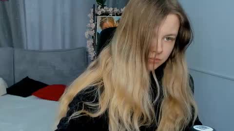 Snapshot of secrettier chatting on 03-29-26, 05:18 secrettier online show from 03-29-26, 05:18