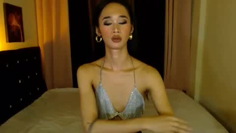 Snapshot of seductive_ashly chatting on 04-26-26, 01:31 ashly online show from 04-26-26, 01:31