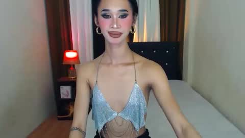 Snapshot of seductive_ashly chatting on 05-08-26, 02:11 ashly online show from 05-08-26, 02:11