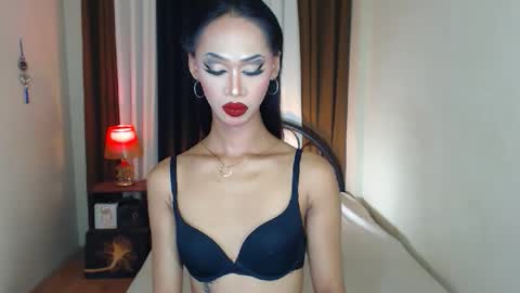 ashly online show from 06-08-26, 07:09