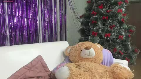 Snapshot of seductive_she_wolf chatting on 01-06-25, 12:24 seductive_she_wolf online show from 01-06-25, 12:24