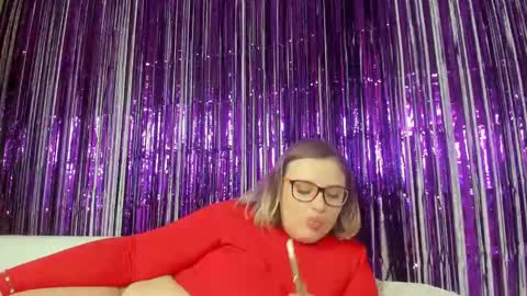 Snapshot of seductive_she_wolf chatting on 01-10-25, 02:55 seductive_she_wolf online show from 01-10-25, 02:55