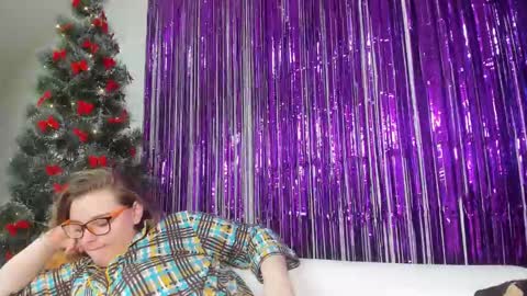 Snapshot of seductive_she_wolf chatting on 01-11-25, 07:49 seductive_she_wolf online show from 01-11-25, 07:49