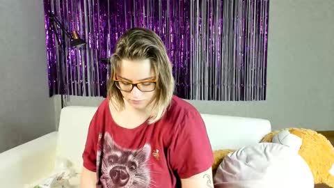 Snapshot of seductive_she_wolf chatting on 02-27-25, 07:55 seductive_she_wolf online show from 02-27-25, 07:55