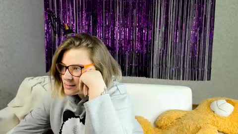 Snapshot of seductive_she_wolf chatting on 03-02-25, 05:25 seductive_she_wolf online show from 03-02-25, 05:25