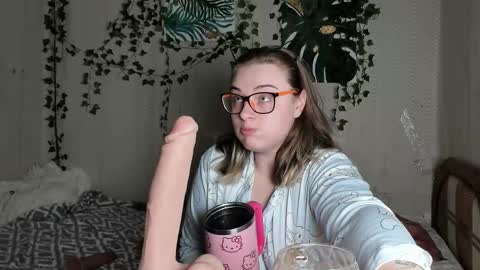 Snapshot of seductive_she_wolf chatting on 09-11-25, 09:53 seductive_she_wolf online show from 09-11-25, 09:53