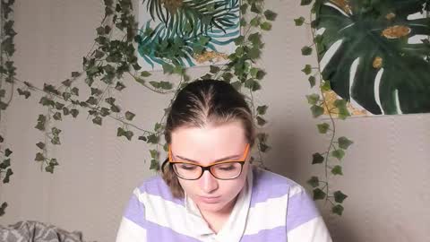 Snapshot of seductive_she_wolf chatting on 11-03-25, 03:24 seductive_she_wolf online show from 11-03-25, 03:24