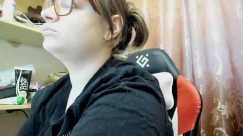 seductive_she_wolf online show from 05-05-26, 06:27