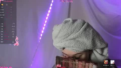 seductive_she_wolf online show from 06-21-26, 07:22