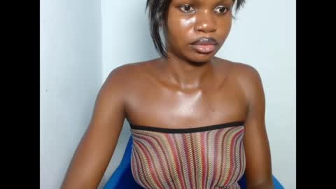 seductive_sugar247 online show from 04-11-26, 08:02