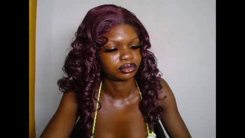 seductive_sugar247 online show from 05-12-26, 04:53