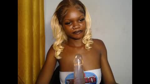 seductive_sugar247 online show from 06-10-26, 05:07