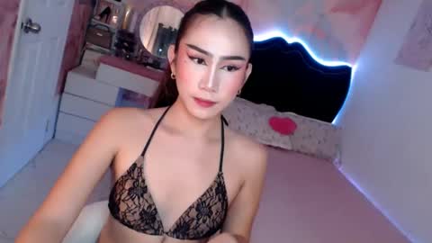 Vanessa online show from 05-16-26, 12:40