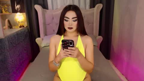 Snapshot of seductiveangelts69 chatting on 03-09-25, 02:21 Angel online show from 03-09-25, 02:21