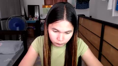 Snapshot of seductivemegoftheworld_ chatting on 06-08-26, 08:26 MEG online show from 06-08-26, 08:26