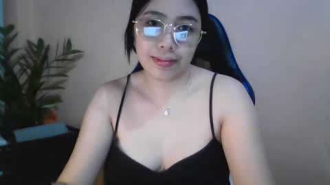 Lalara online show from 06-23-26, 09:51