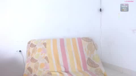 Estefany online show from 04-28-26, 12:21