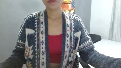 Snapshot of seductress_malia chatting on 03-18-26, 12:41 seductress_malia online show from 03-18-26, 12:41