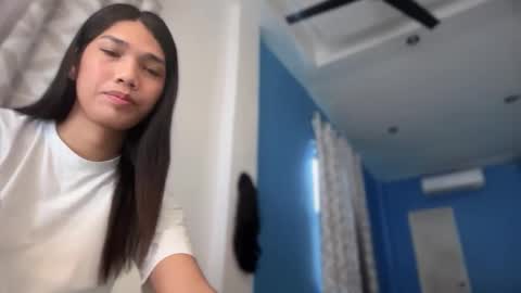 sara online show from 10-13-25, 12:21