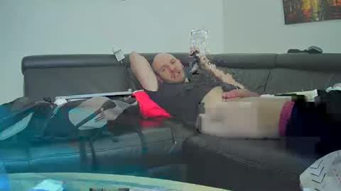 Snapshot of seeebi chatting on 03-09-25, 08:51 Sebastian online show from 03-09-25, 08:51