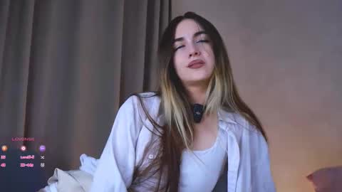 Slavia online show from 10-05-25, 04:16